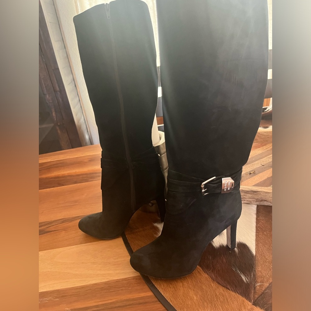 Antonio Melani Size 7 Suede Over the Knee Boots!